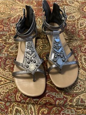 Mudd Metallic Silver Studded T-Strap Sandals